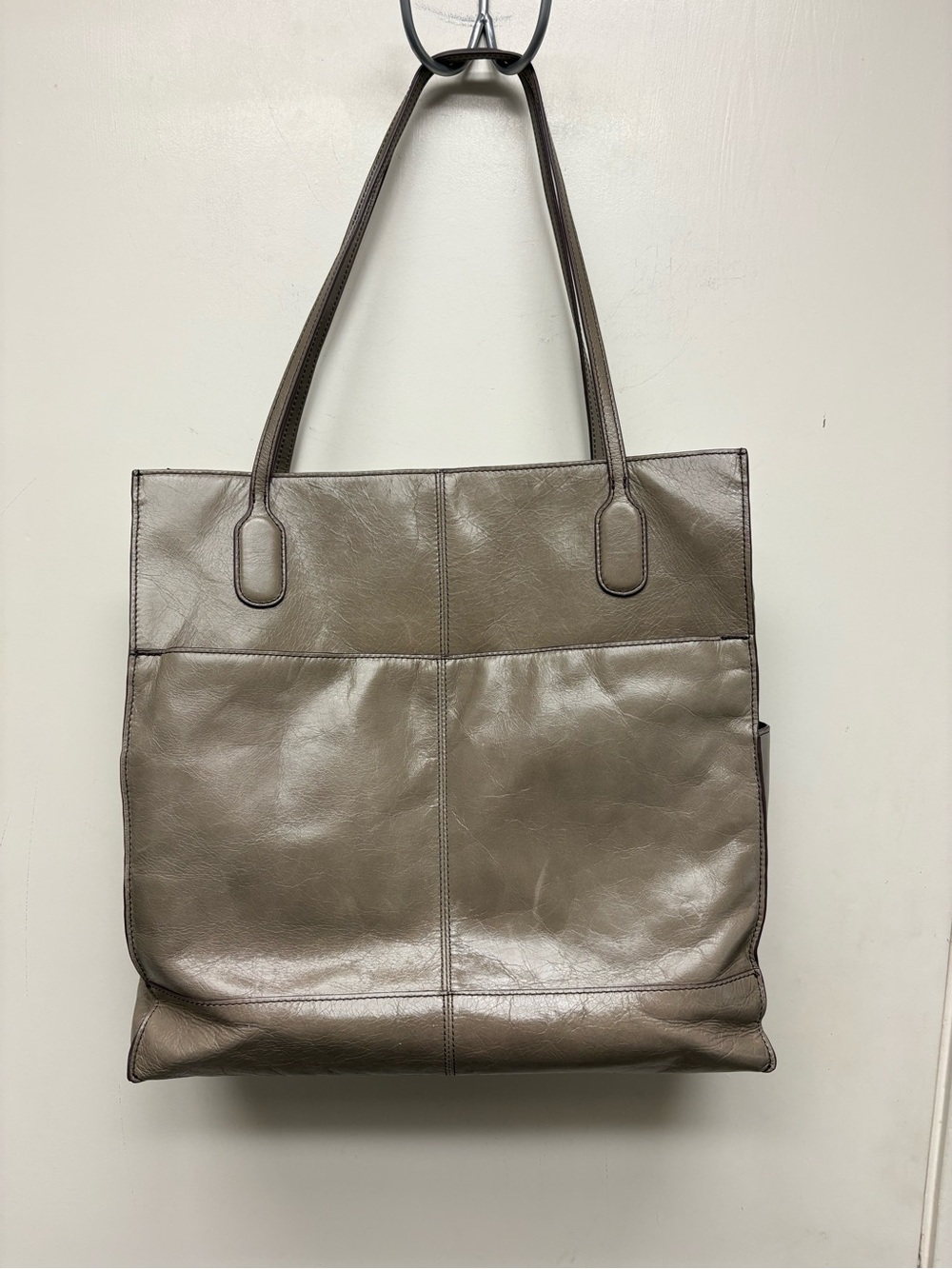 HOBO Finley Taupe/Gray Tote
